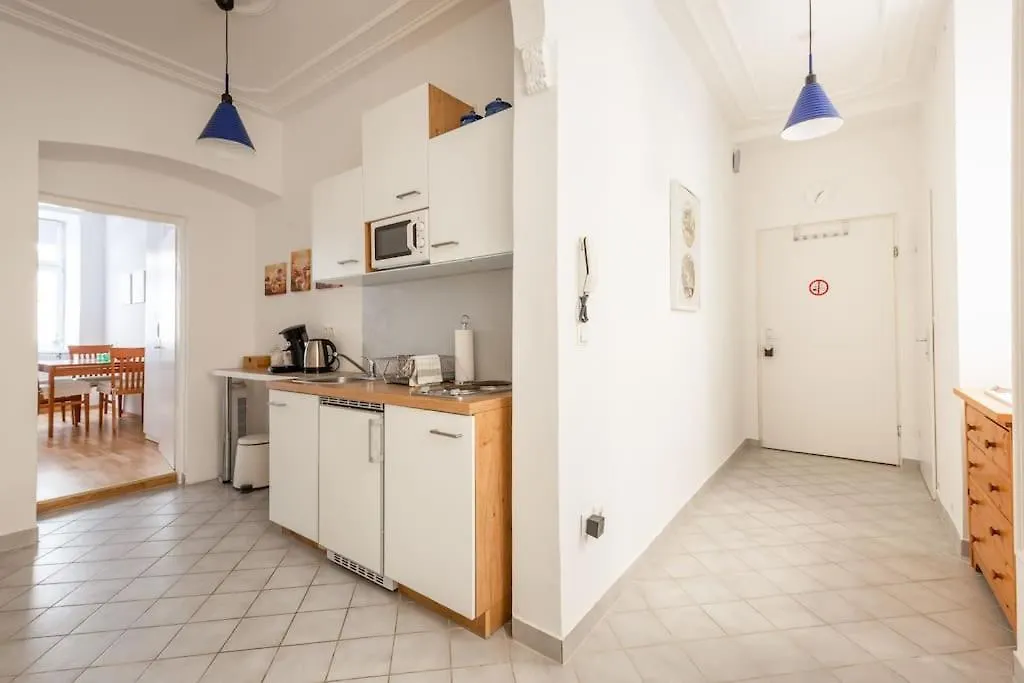 Cozy Home Viyana Daire