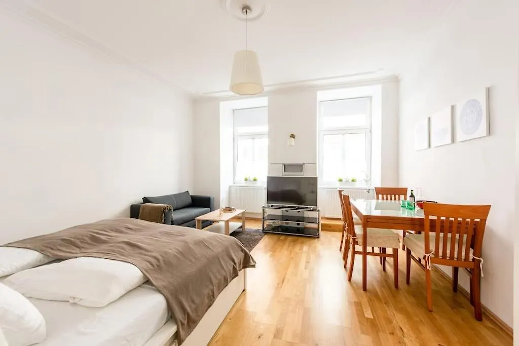 Cozy Home Viyana Avusturya