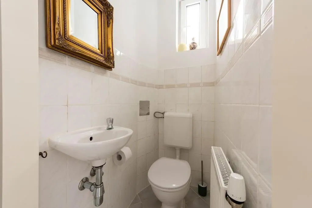 Cozy Home Viyana 0*,  Avusturya