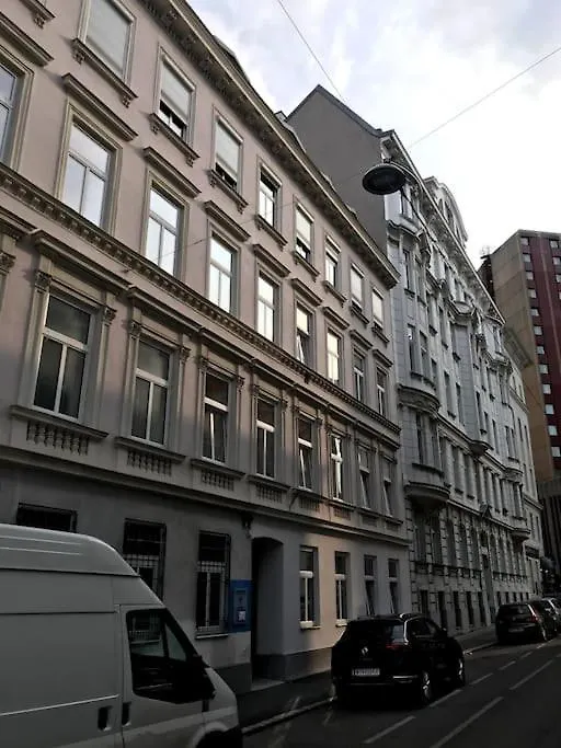 Cozy Home Vienna Appartamento